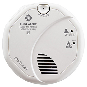 First Alert Hardwired Photoelectric Smoke and Carbon Monoxide Alarm with Battery Backup - SC7010B